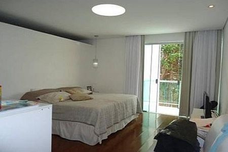 Casa à venda com 4 quartos, 412m² em Santa Lúcia, Belo Horizonte