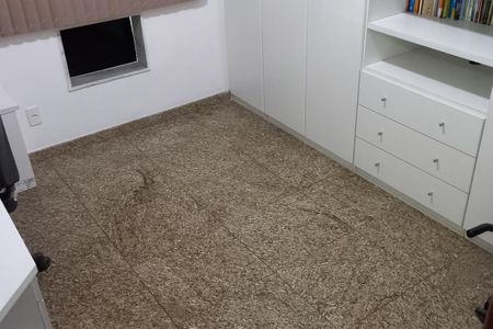 Apartamento à venda com 4 quartos, 100m² em Vila Kosmos, Rio de Janeiro