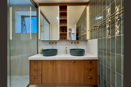 Apartamento à venda com 136m², 3 quartos e 2 vagasBanheiro Suíte 2