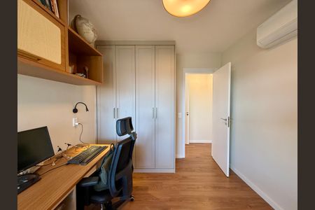 Apartamento à venda com 136m², 3 quartos e 2 vagasSuíte 1