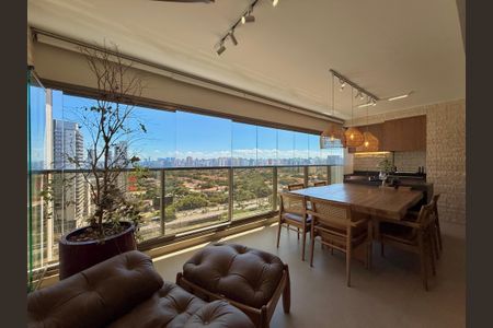 Apartamento à venda com 136m², 3 quartos e 2 vagasVista Suíte 1