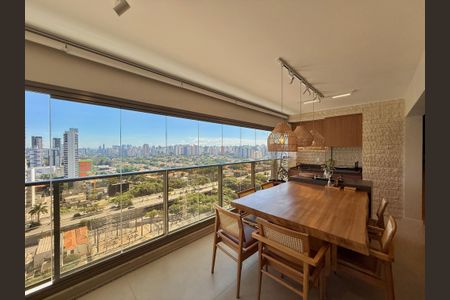 Apartamento à venda com 136m², 3 quartos e 2 vagasVaranda