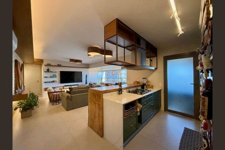 Apartamento à venda com 136m², 3 quartos e 2 vagasCozinha 