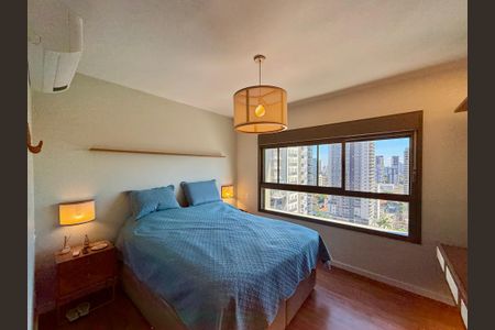 Apartamento à venda com 136m², 3 quartos e 2 vagasSuíte 2