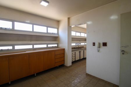 Apartamento para alugar com 142m², 4 quartos e 2 vagasCozinha 