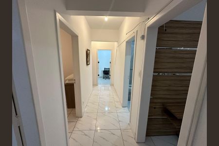 Apartamento para alugar com 90m², 3 quartos e 1 vaga Apartamento para alugar com 90m², 3 quartos e 1 vagaCorredor