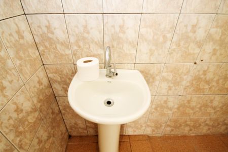 Casa para alugar com 150m², 2 quartos e 2 vagasBanheiro