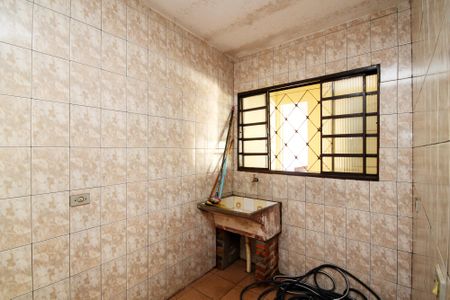 Casa para alugar com 150m², 2 quartos e 2 vagasLavanderia