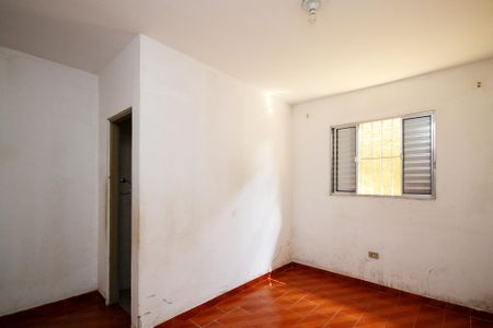 Casa para alugar com 150m², 2 quartos e 2 vagasSuíte