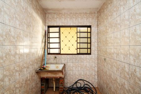 Casa para alugar com 150m², 2 quartos e 2 vagasLavanderia