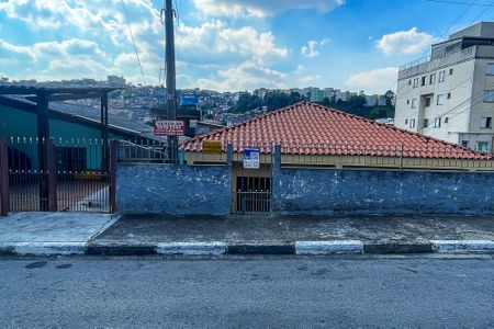 Casa para alugar com 150m², 2 quartos e 2 vagasPlaca