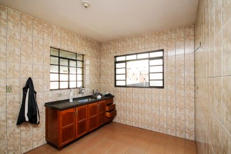 Casa para alugar com 150m², 2 quartos e 2 vagasCozinha