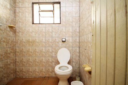 Casa para alugar com 150m², 2 quartos e 2 vagasBanheiro