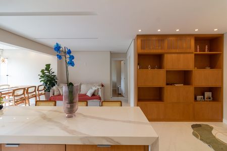 Apartamento à venda com 80m², 2 quartos e 1 vaga Apartamento à venda com 80m², 2 quartos e 1 vagaSala