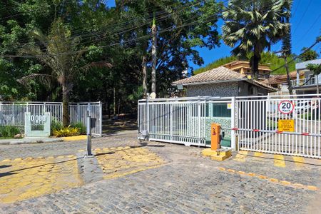 Casa de condomínio à venda com 303m², 3 quartos e 3 vagasFachada
