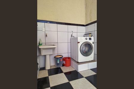 Casa de condomínio à venda com 303m², 3 quartos e 3 vagasÁrea de Serviço