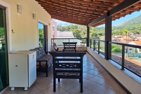 Casa de condomínio à venda com 303m², 3 quartos e 3 vagasvaranda da Suíte 2