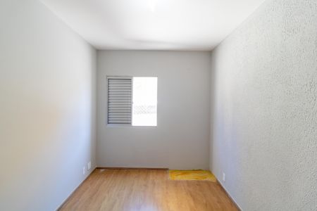 Apartamento à venda com 82m², 3 quartos e 1 vagaQuarto 02