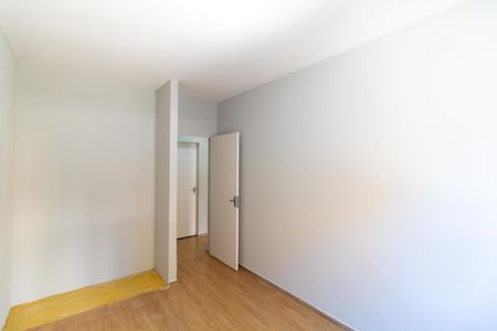 Apartamento à venda com 82m², 3 quartos e 1 vagaQuarto 02
