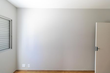 Apartamento à venda com 82m², 3 quartos e 1 vagaQuarto 01