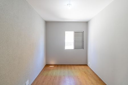 Apartamento à venda com 82m², 3 quartos e 1 vagaQuarto 01