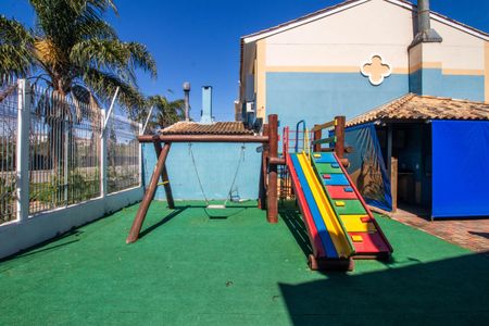 Casa de condomínio à venda com 110m², 2 quartos e 1 vagaÁrea comum - Playground