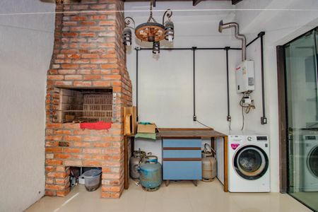 Casa de condomínio à venda com 110m², 2 quartos e 1 vagaÁrea de Serviço