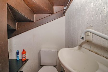 Casa de condomínio à venda com 110m², 2 quartos e 1 vagaLavabo