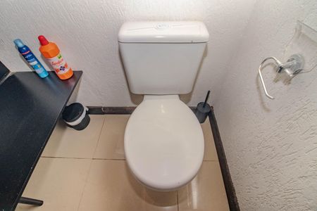 Casa de condomínio à venda com 110m², 2 quartos e 1 vagaLavabo