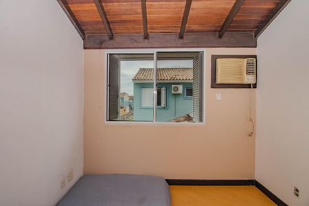 Casa de condomínio à venda com 110m², 2 quartos e 1 vagaQuarto