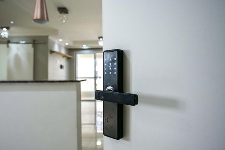 Apartamento à venda com 70m², 3 quartos e 1 vagaFechadura Eletrônica