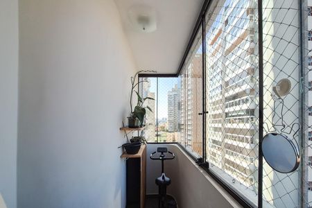 Apartamento à venda com 116m², 3 quartos e 2 vagasvaranda do Quarto 1