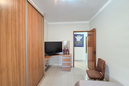 Apartamento à venda com 116m², 3 quartos e 2 vagasQuarto 2
