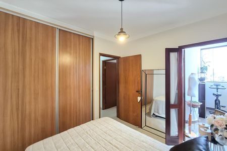 Apartamento à venda com 116m², 3 quartos e 2 vagasQuarto 1