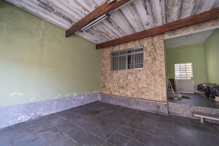 Casa à venda com 180m², 2 quartos e 2 vagasGaragem