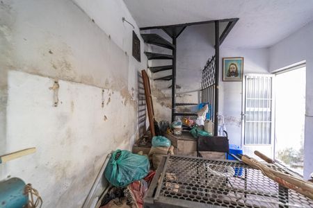 Casa à venda com 180m², 2 quartos e 2 vagasEdícula