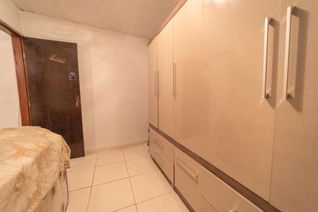 Casa à venda com 180m², 2 quartos e 2 vagasQuarto 2