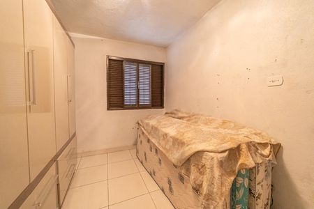 Casa à venda com 180m², 2 quartos e 2 vagasQuarto 2