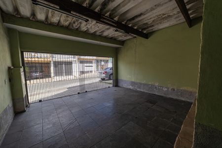 Casa à venda com 180m², 2 quartos e 2 vagasGaragem