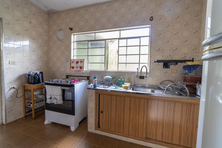 Casa à venda com 180m², 2 quartos e 2 vagasCozinha