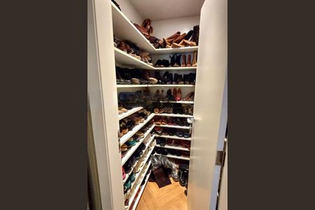 Apartamento à venda com 2 quartos, 166m² em Cerqueira César, São Paulo