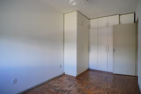Quarto 1 de apartamento para alugar com 2 quartos, 55m² em Jardim Dona Leopoldina, Porto Alegre