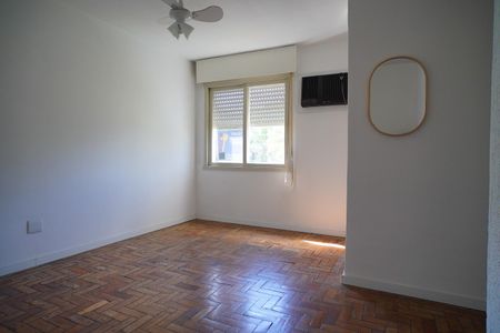 Sala  de apartamento para alugar com 2 quartos, 55m² em Jardim Dona Leopoldina, Porto Alegre