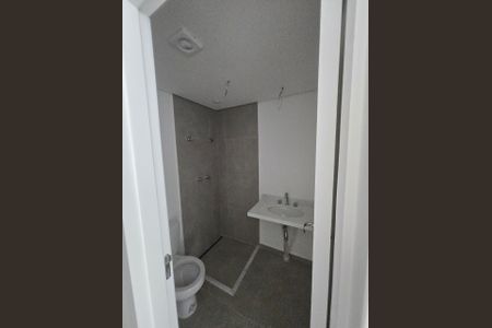 Banheiro de apartamento para alugar com 2 quartos, 70m² em Parque Sao Domingos, São Paulo