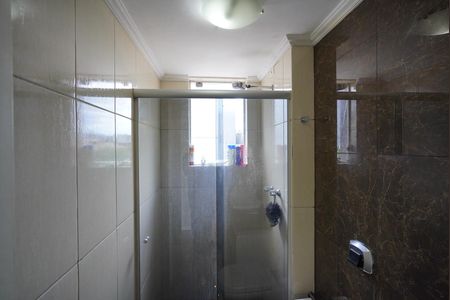 Apartamento à venda com 77m², 2 quartos e 1 vaga Apartamento à venda com 77m², 2 quartos e 1 vagaBanheiro da Suíte