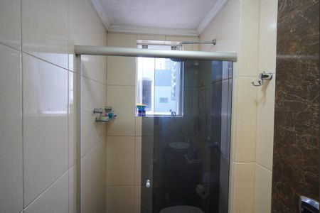 Apartamento à venda com 77m², 2 quartos e 1 vaga Apartamento à venda com 77m², 2 quartos e 1 vagaBanheiro Corredor