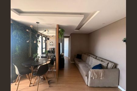 Sala de apartamento para alugar com 2 quartos, 47m² em Itaquera, São Paulo