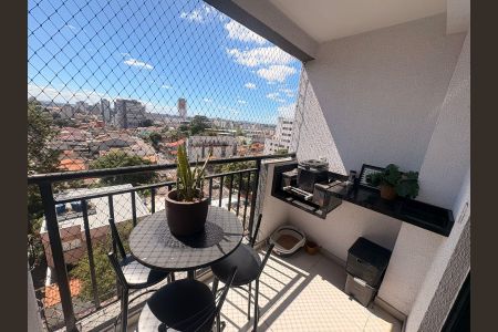 Apartamento para alugar com 47m², 2 quartos e 1 vaga Apartamento para alugar com 47m², 2 quartos e 1 vagaVaranda