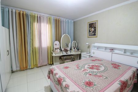 Casa à venda com 165m², 3 quartos e 4 vagas Casa à venda com 165m², 3 quartos e 4 vagasQuarto 1