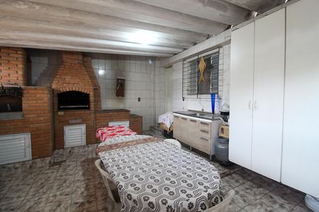 Casa à venda com 165m², 3 quartos e 4 vagas Casa à venda com 165m², 3 quartos e 4 vagasChurrasqueira